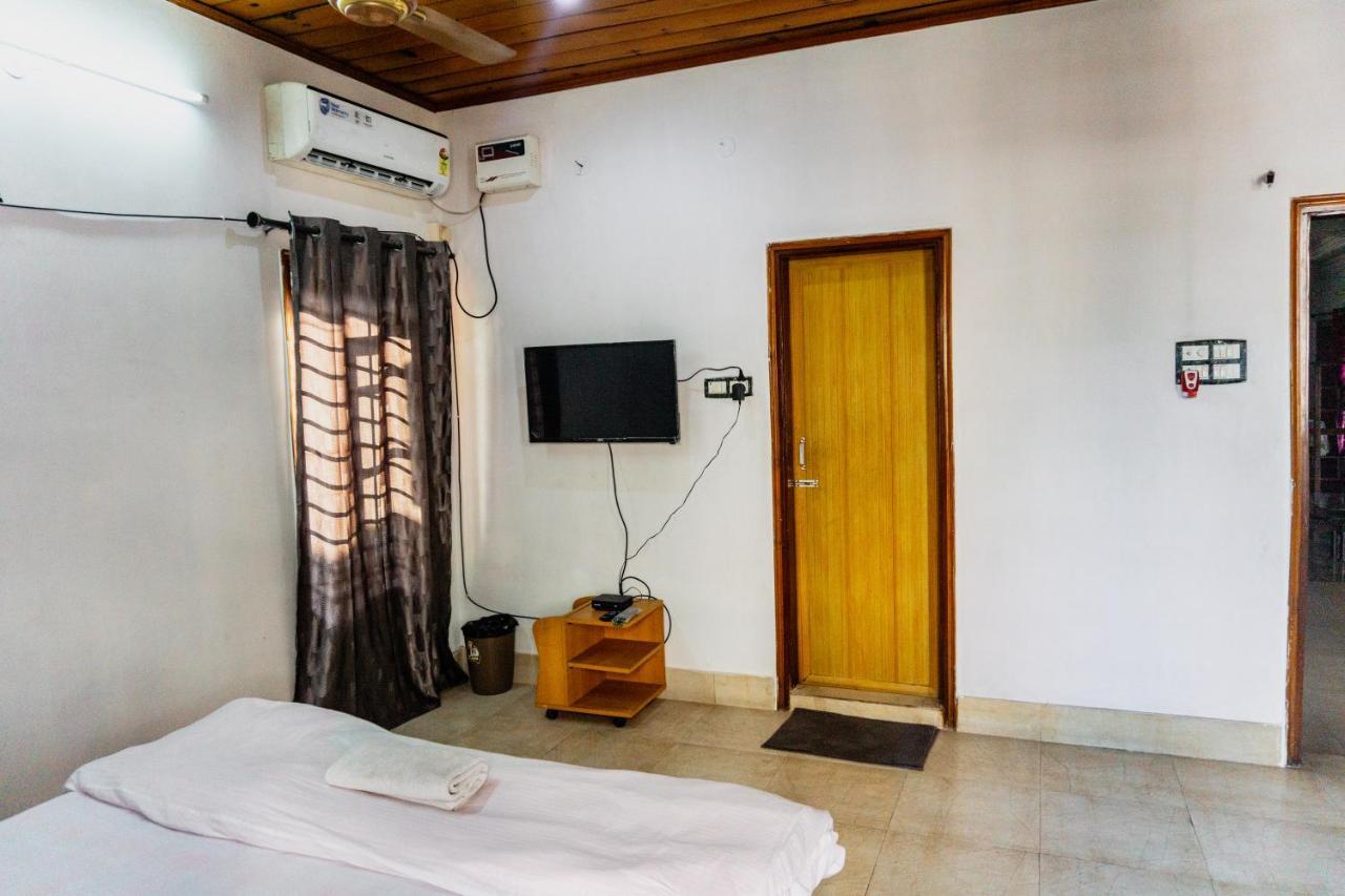 Exotic Villa Homestay Guwahati Esterno foto